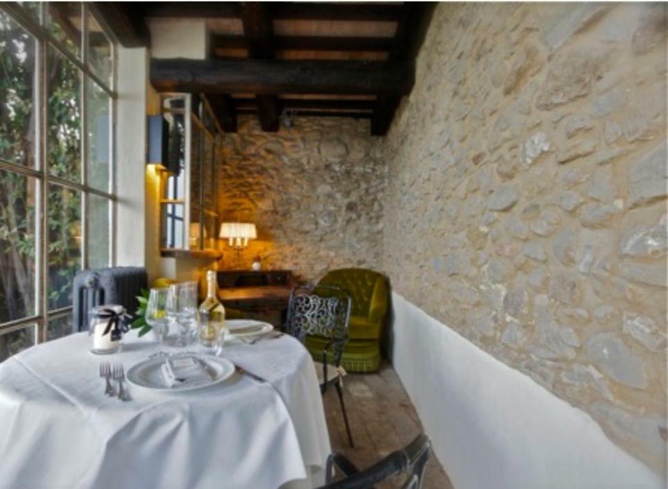 Castello Di Albereto Ξενοδοχείο Trarivi Εξωτερικό φωτογραφία